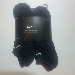 Nike Elite Everyday Crew Cut Socks